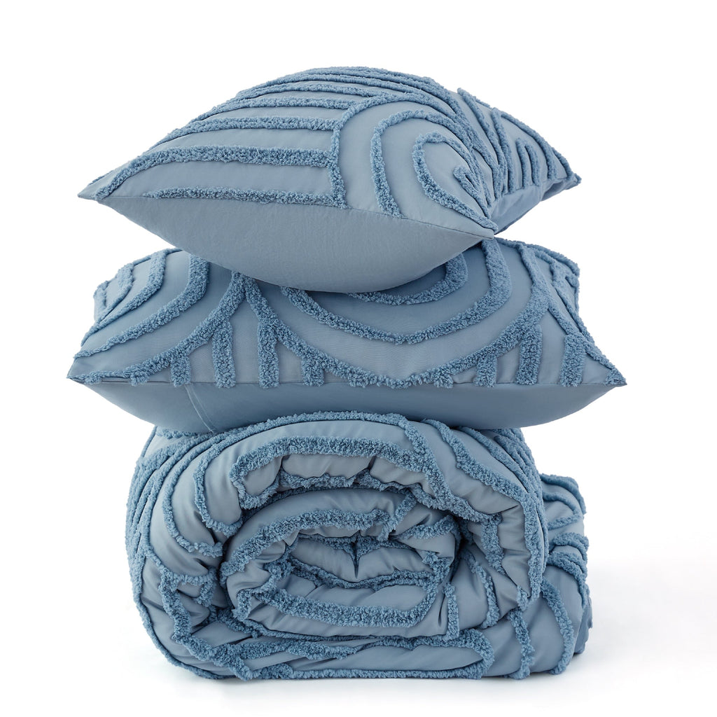 Fluffy Arch Tufted Comforter Set