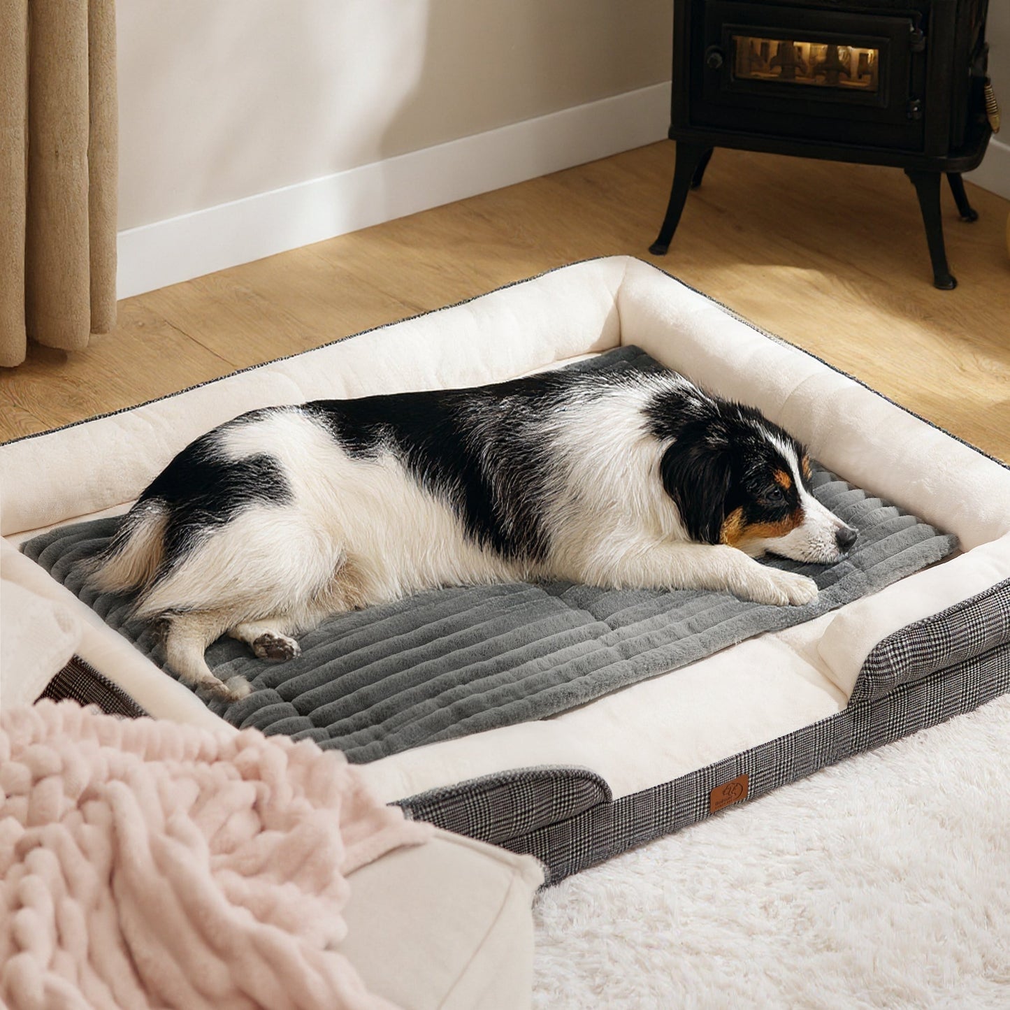 ComfyFleeceTM Self-Warming Dog Mat