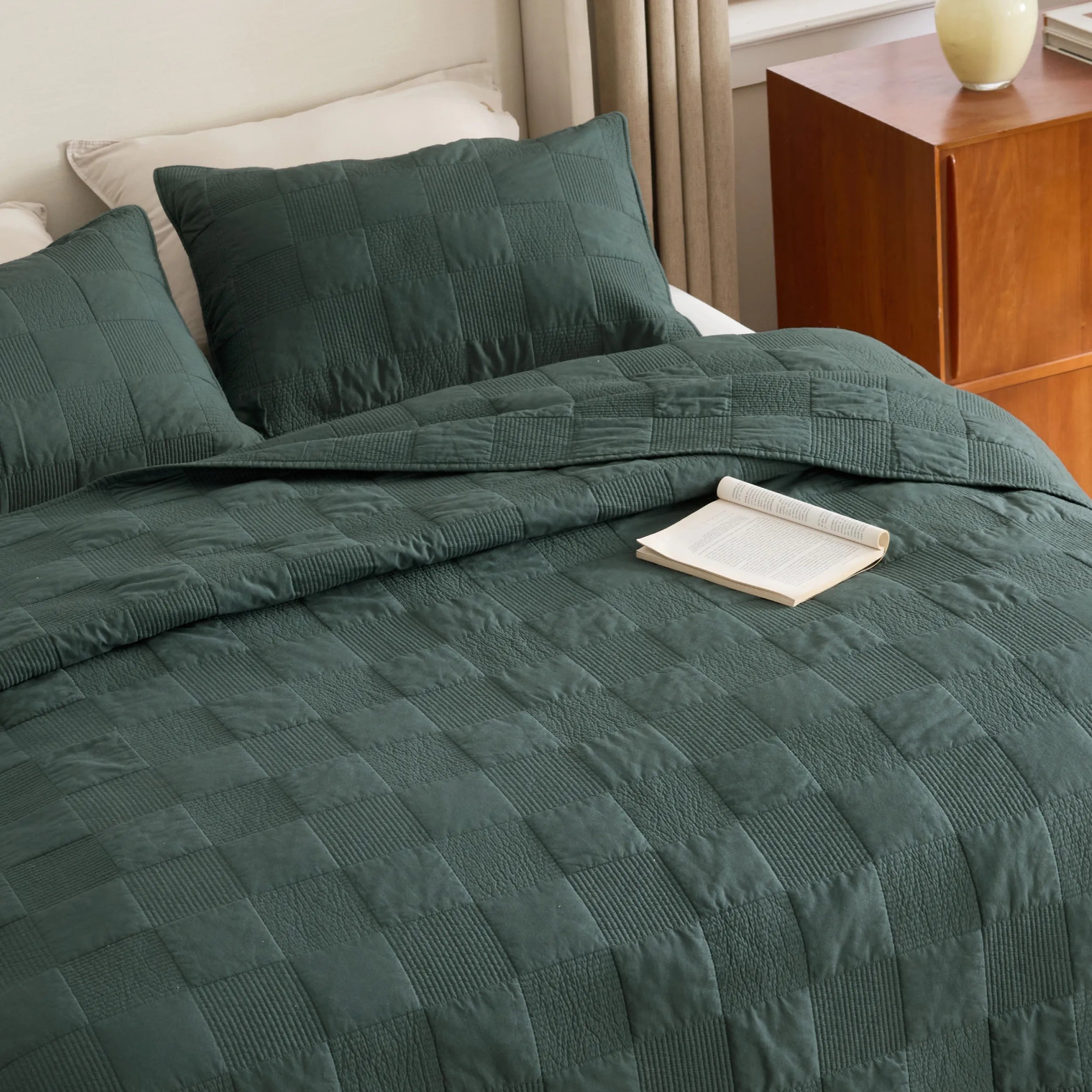 Cotton Checkered Quilted Set