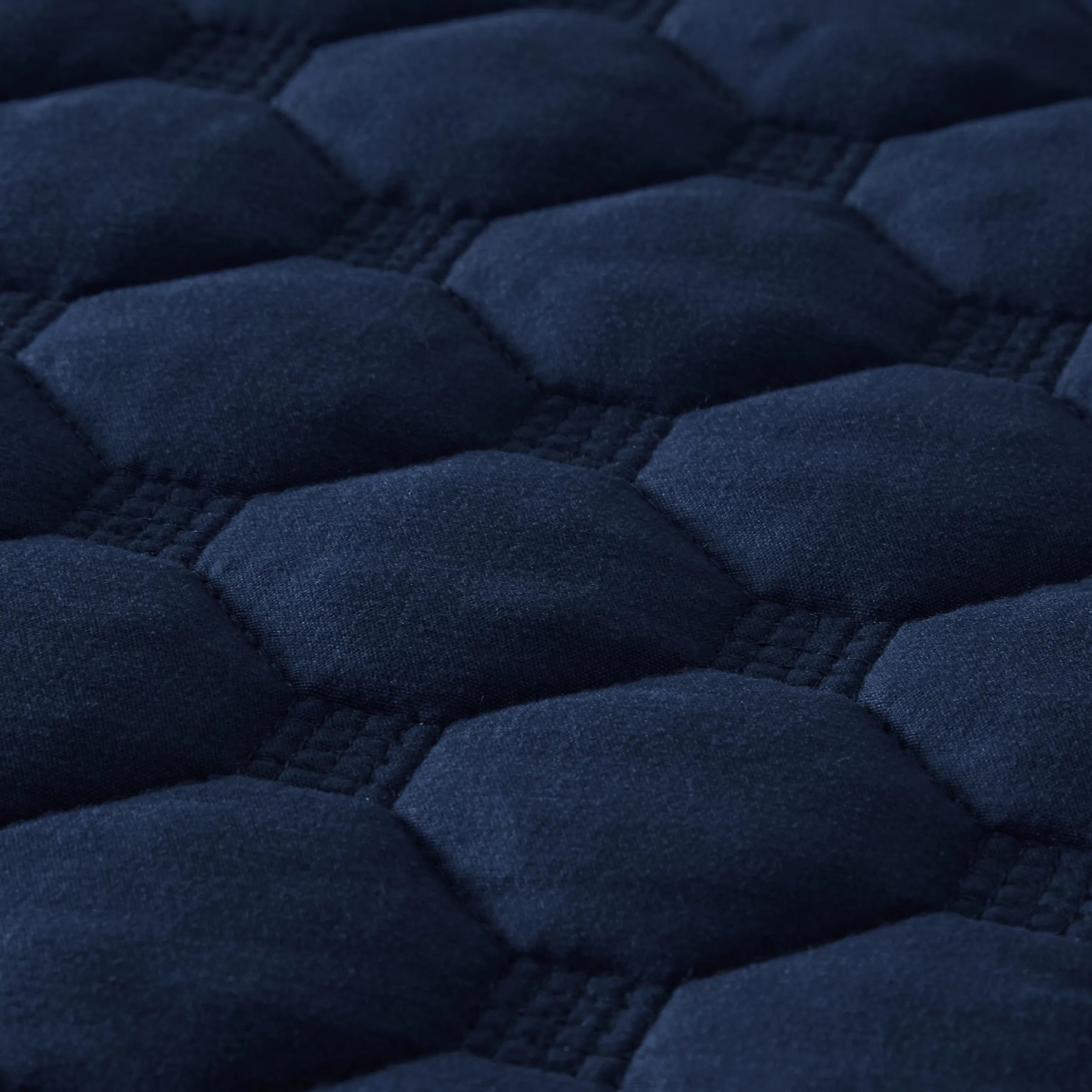 Classic Honeycomb Quilt Set