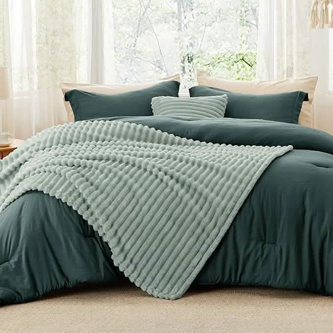 Striped Comforter Set
