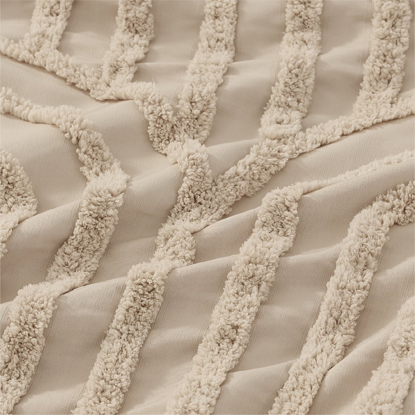 Fluffy Arch Tufted Comforter Set