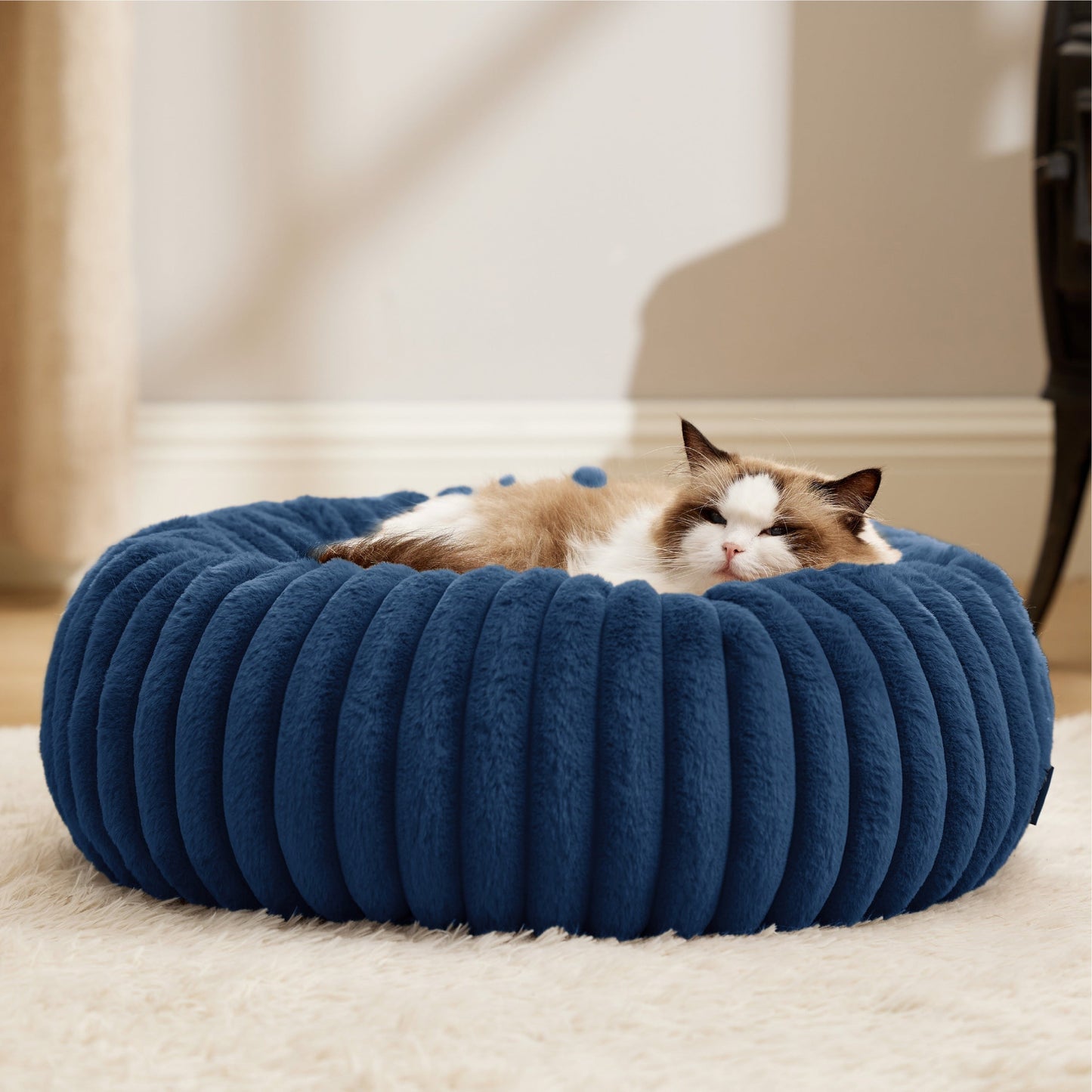ComfyFleeceTM Donut Dog Bed