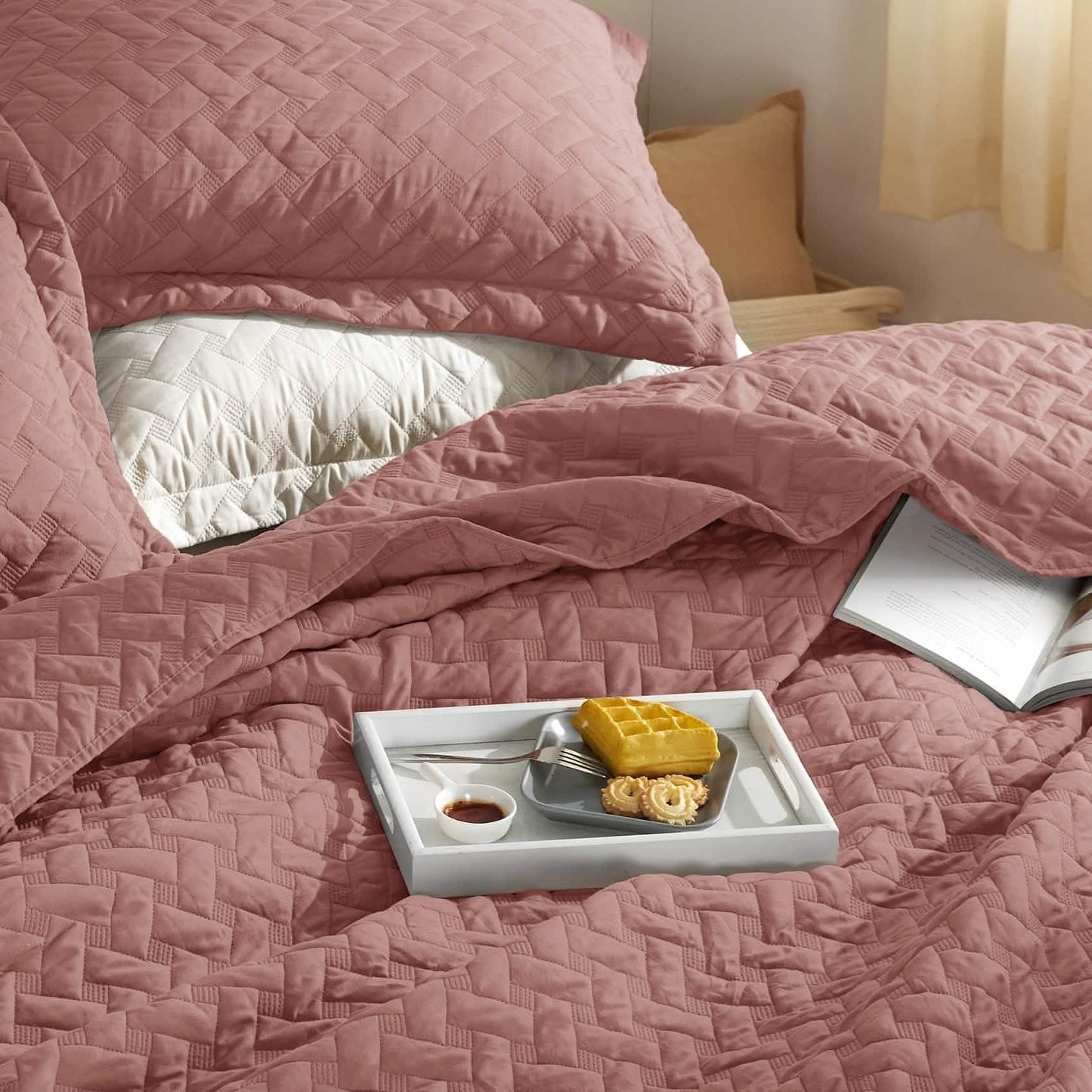 Basket-weave Quilt Set