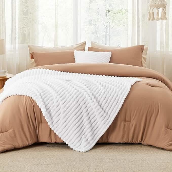 Striped Comforter Set