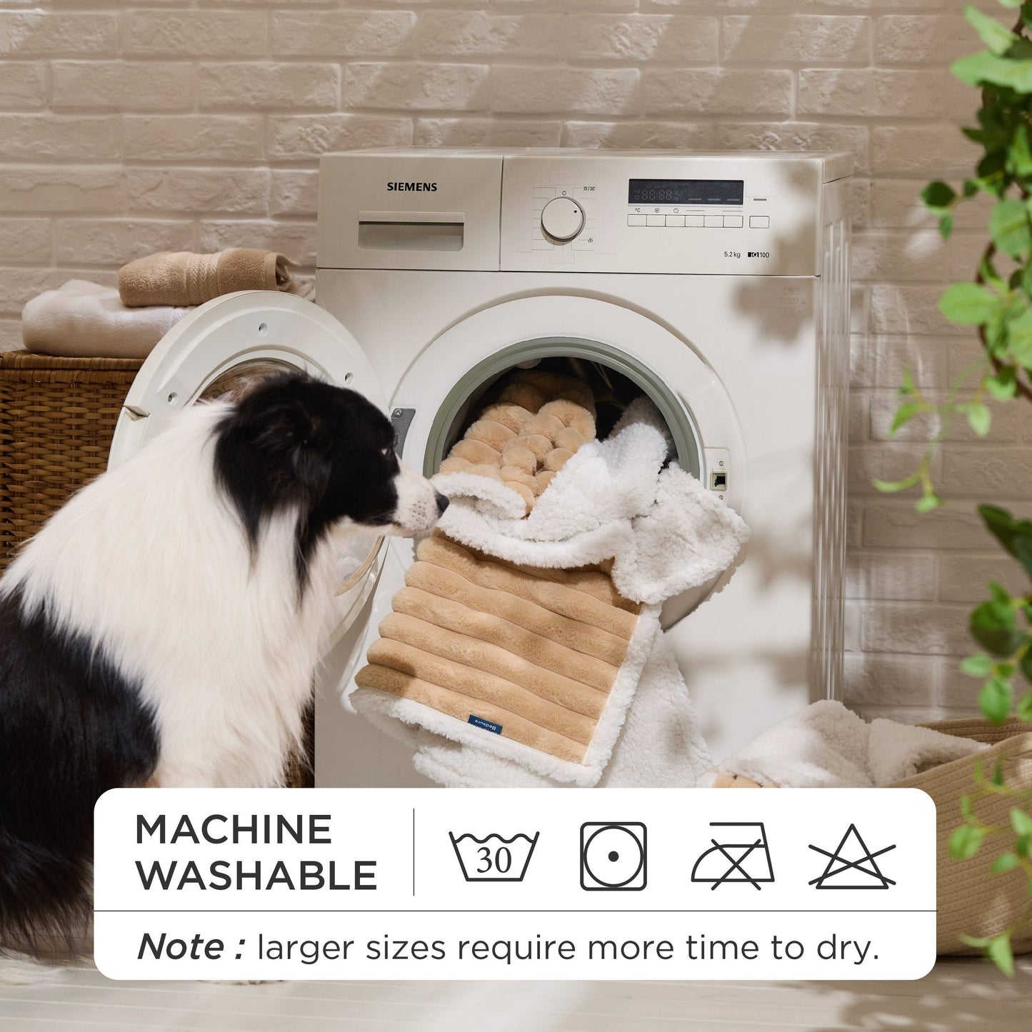 ComfyFleeceTM Waterproof Pet Blanket