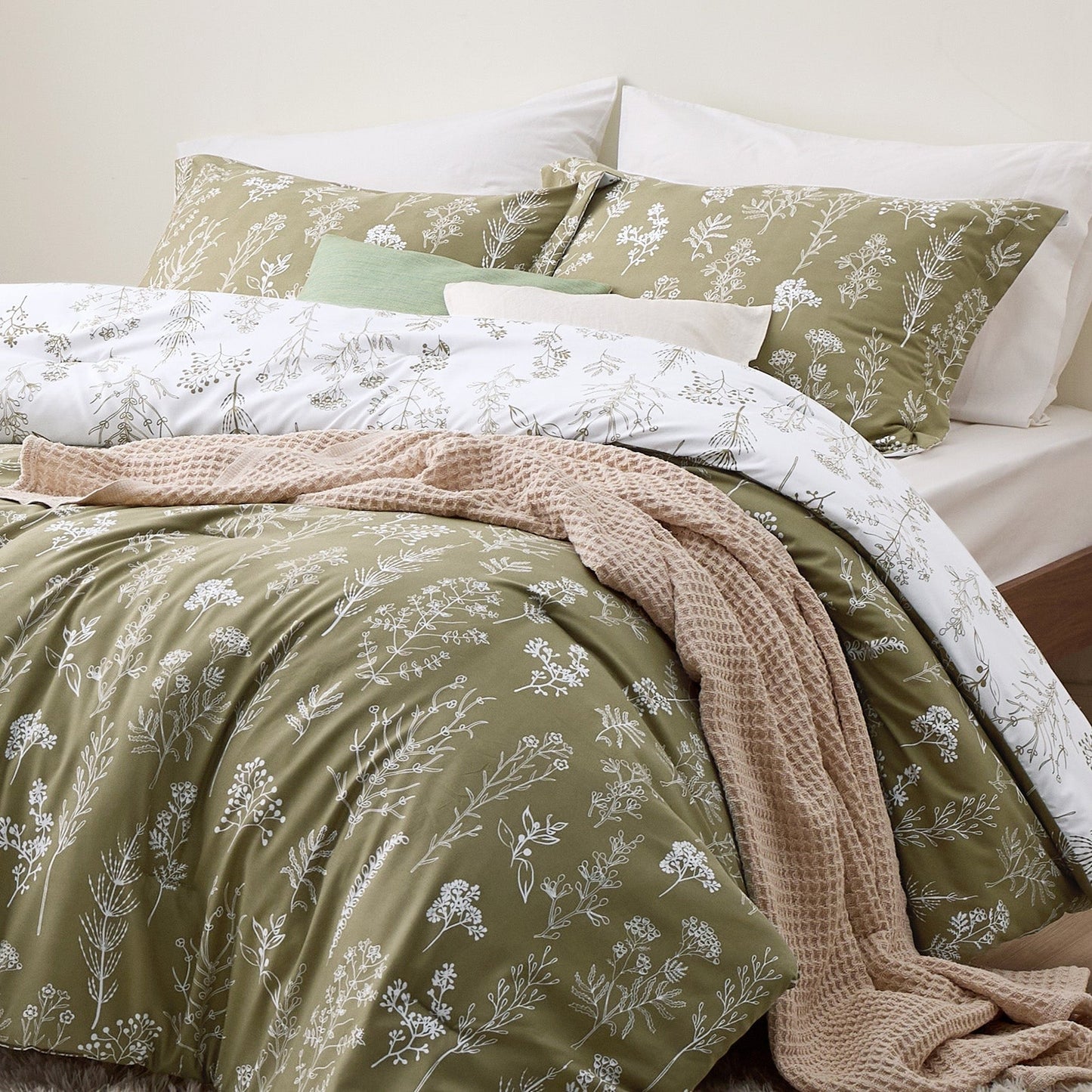 Reversible Floral Print Duvet Cover Set
