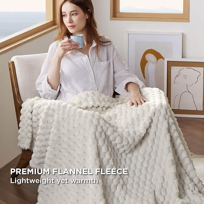 Textured Bubble Flannel Fleece Blanket