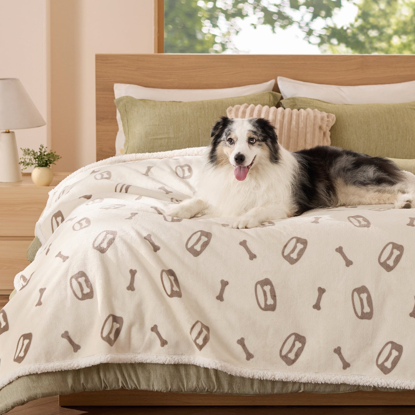 Reversible Waterproof Sherapa Blanket
