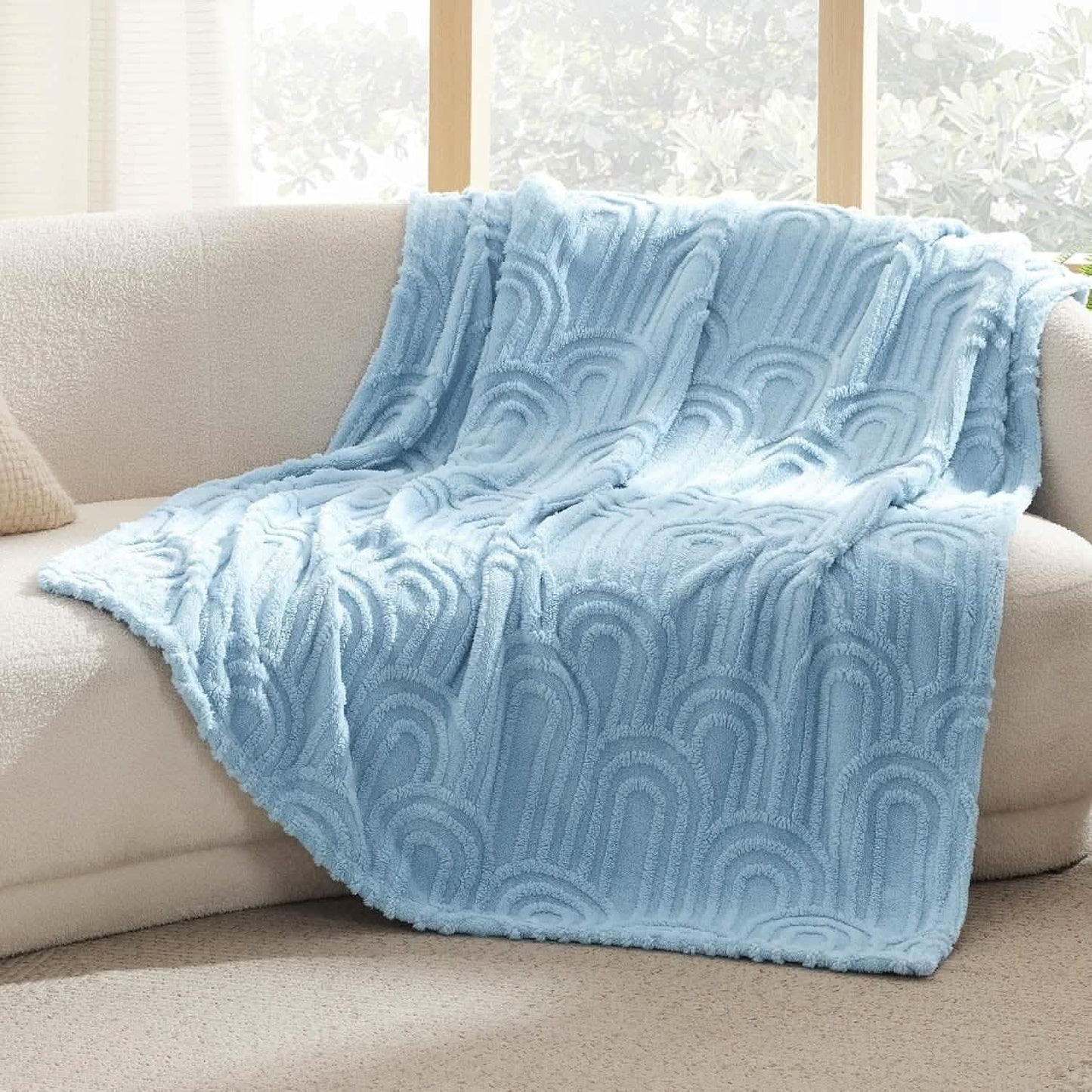Arch Shaggy Sherpa Fleece Blanket