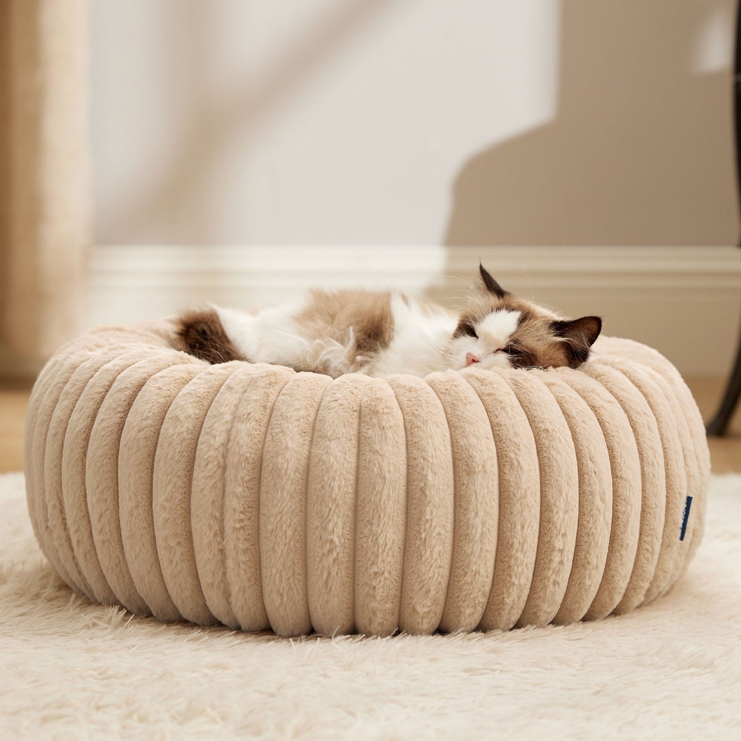 ComfyFleeceTM Donut Dog Bed