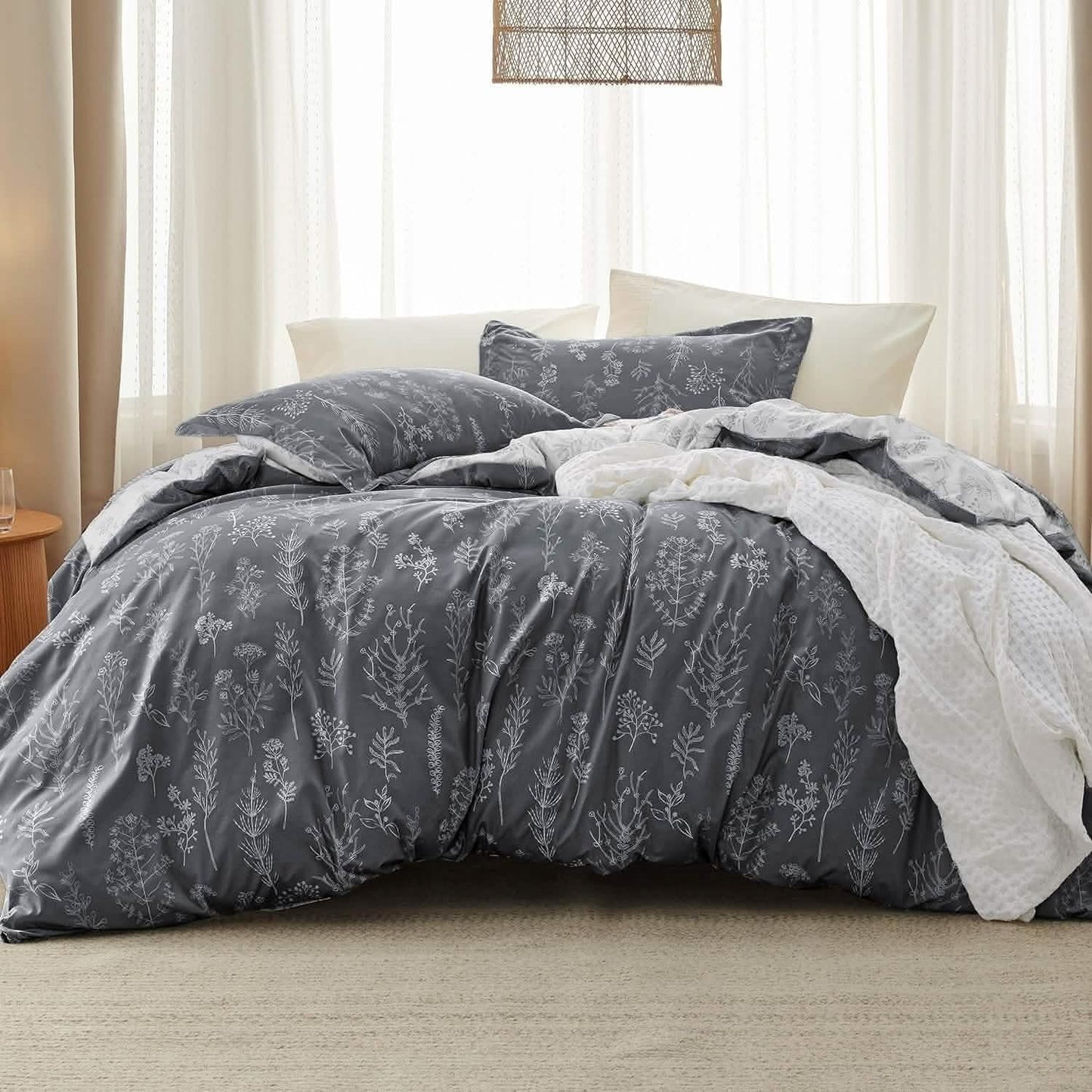 Reversible Floral Print Comforter Set