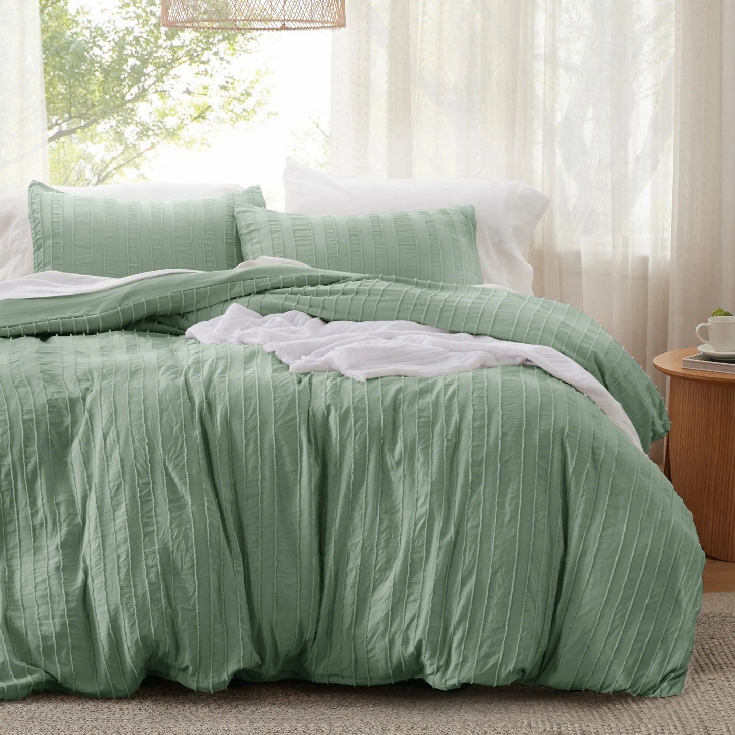 Striped Tufted Embroidery Duvet Cover Set