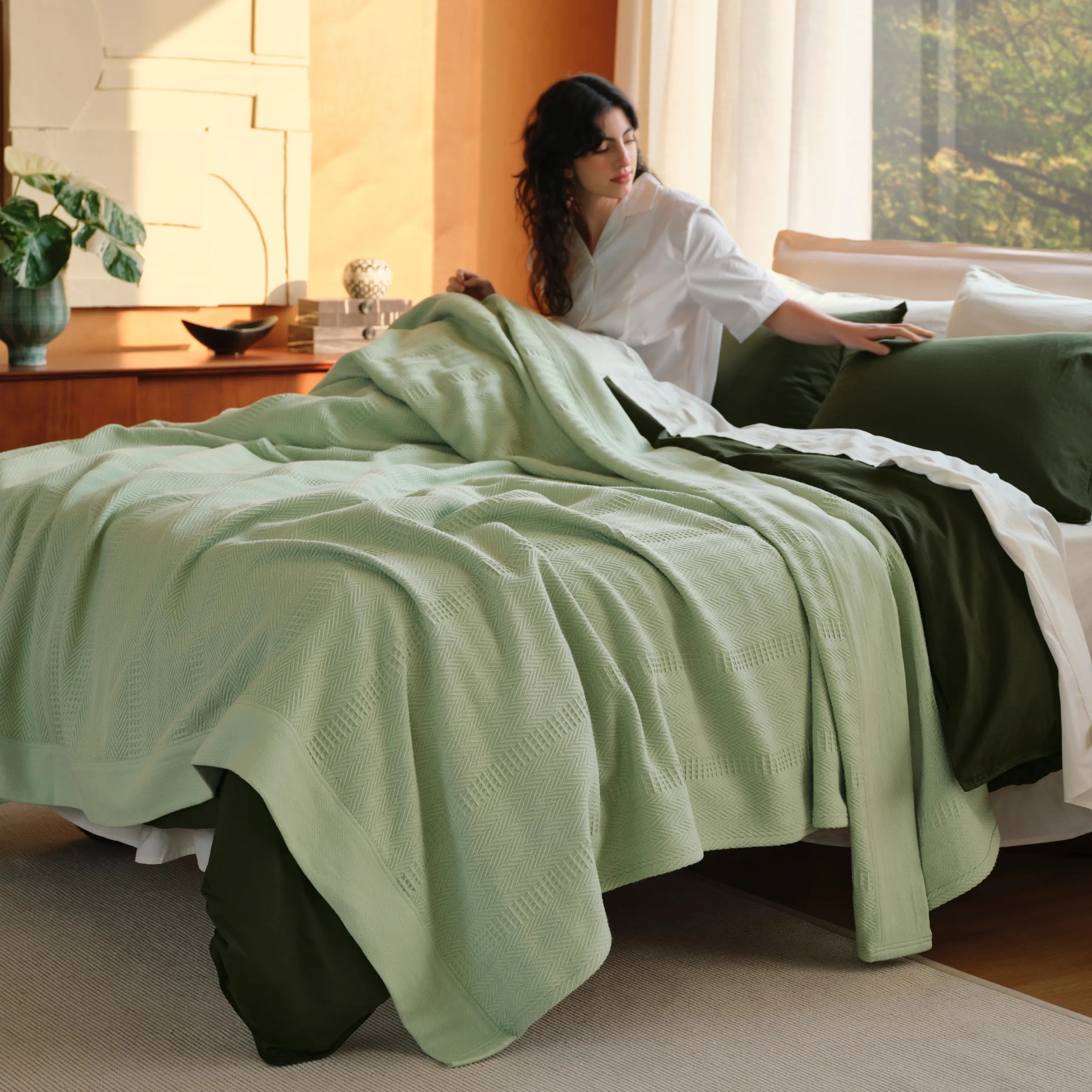 PureWovenTM Organic Cotton Waffle Herringbone Blanket