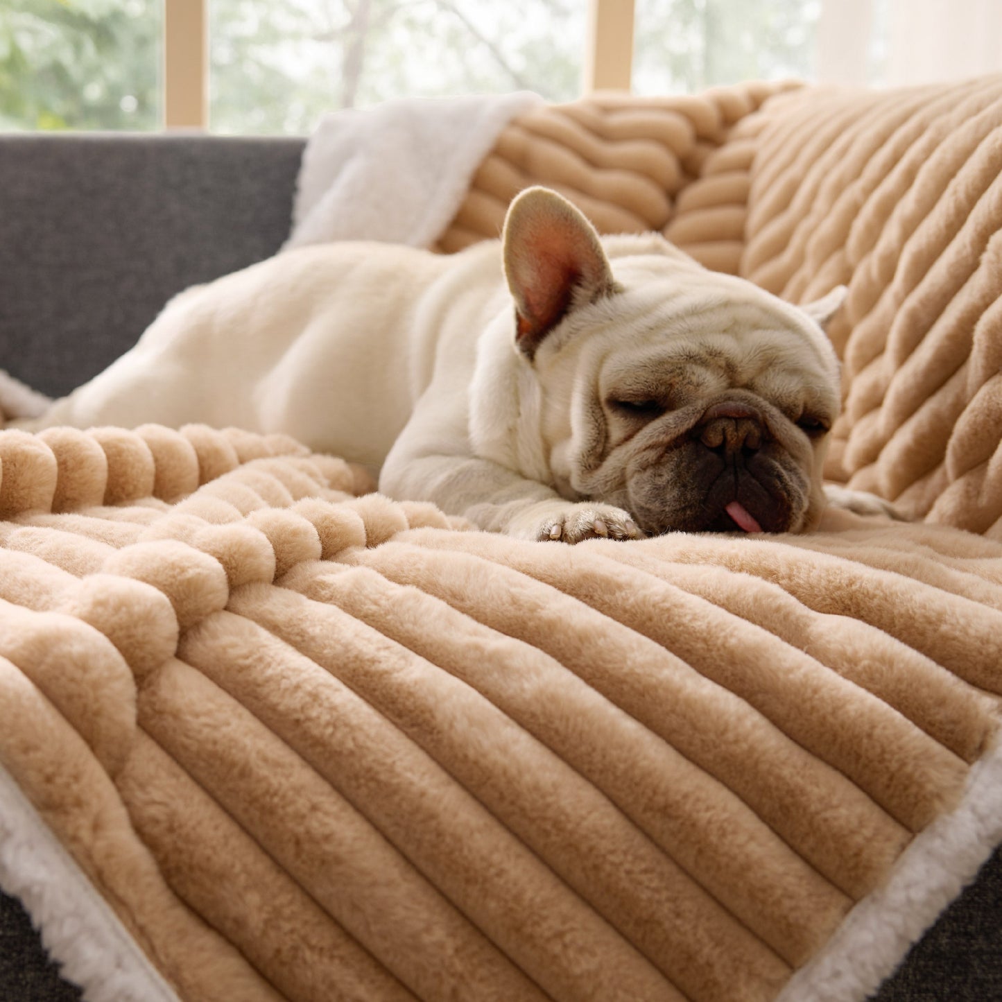 ComfyFleeceTM Waterproof Pet Blanket