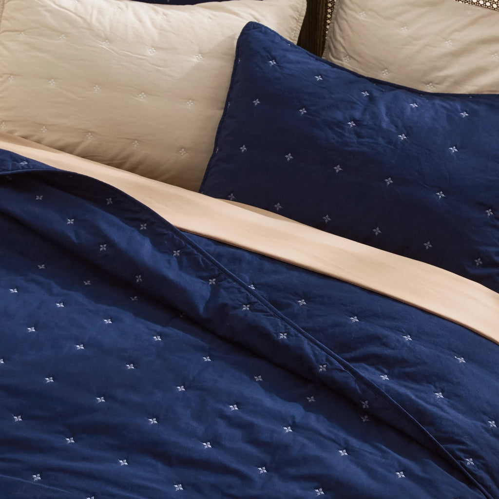 Cotton Clover Quilt Set
