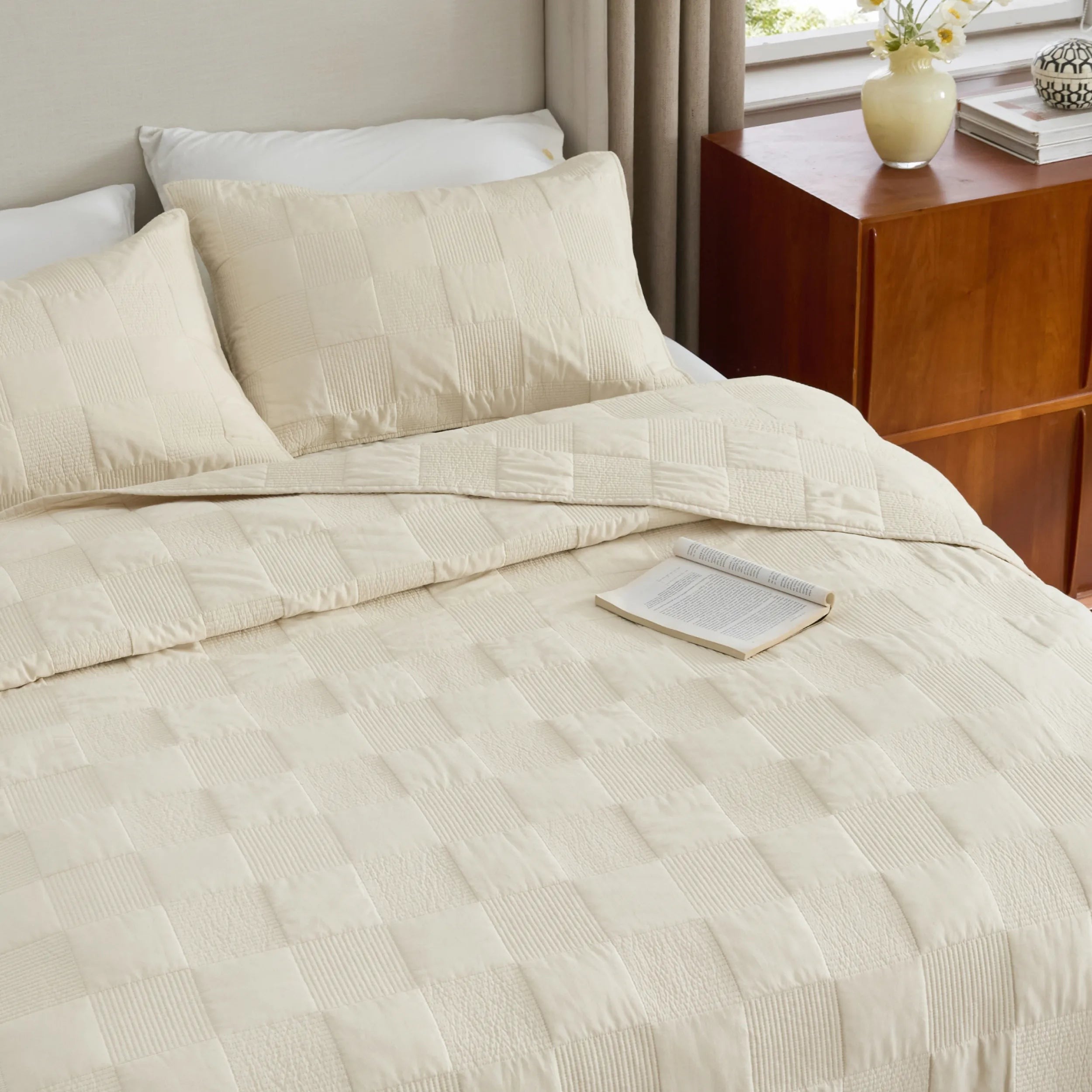 Cotton Checkered Quilted Set