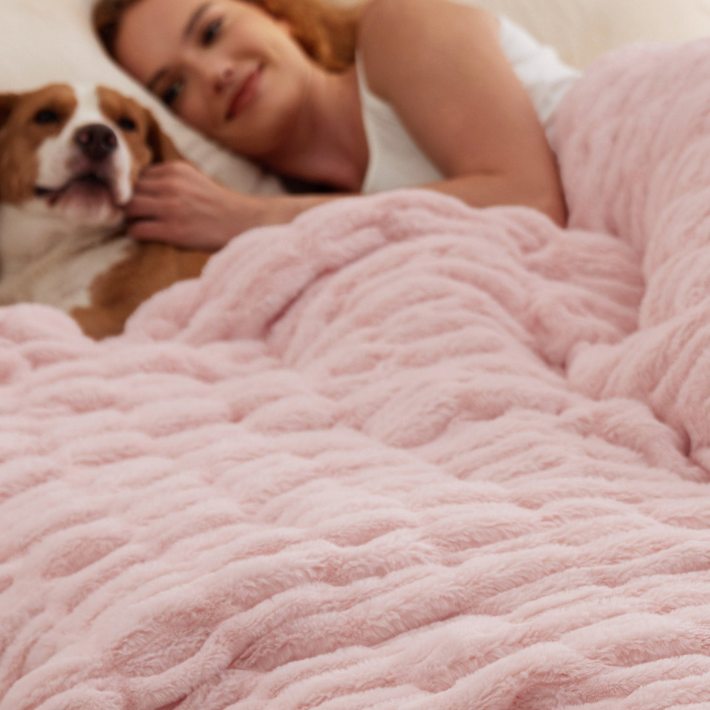 Double-sided Faux Fur Ruched Blanket