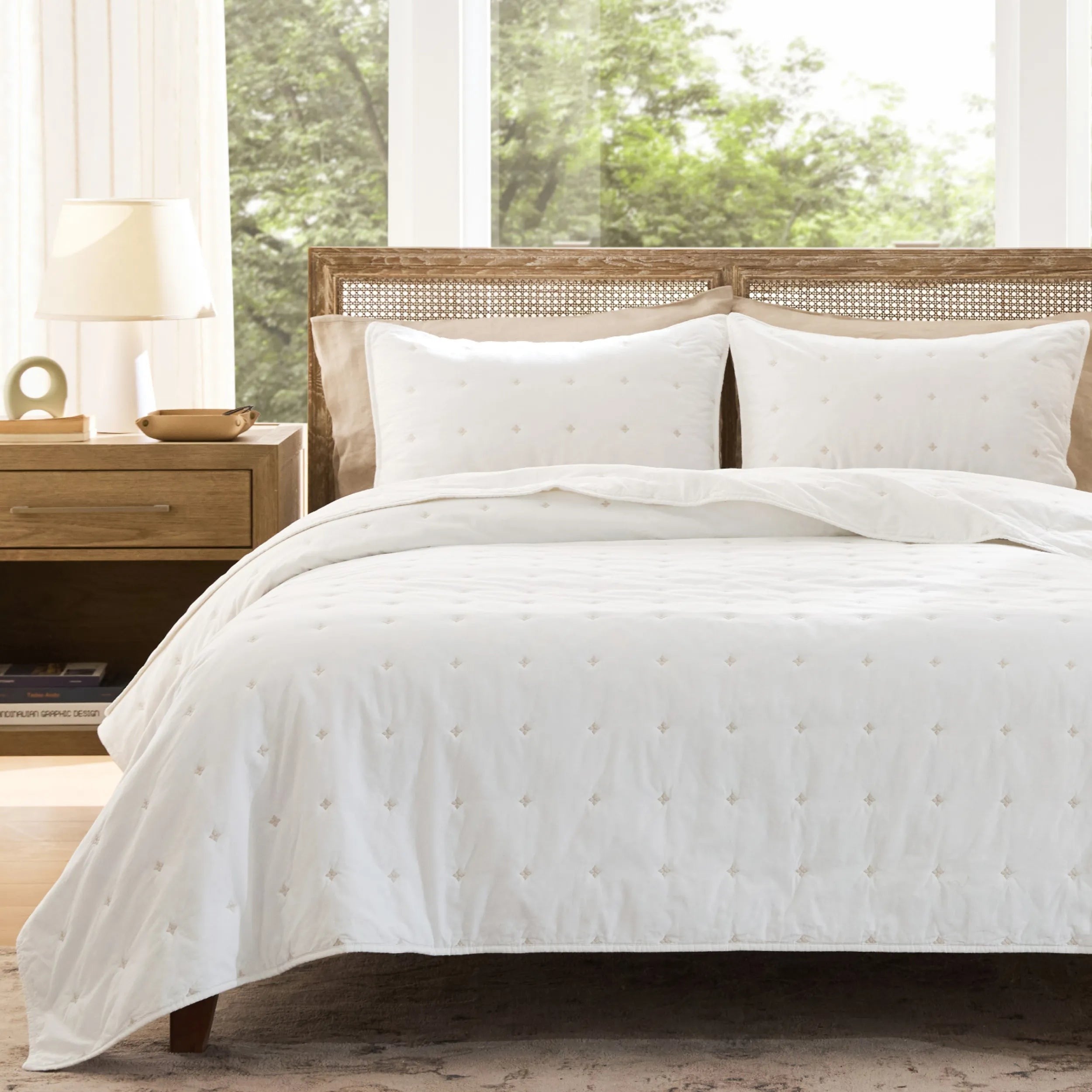 Cotton Clover Quilt Set