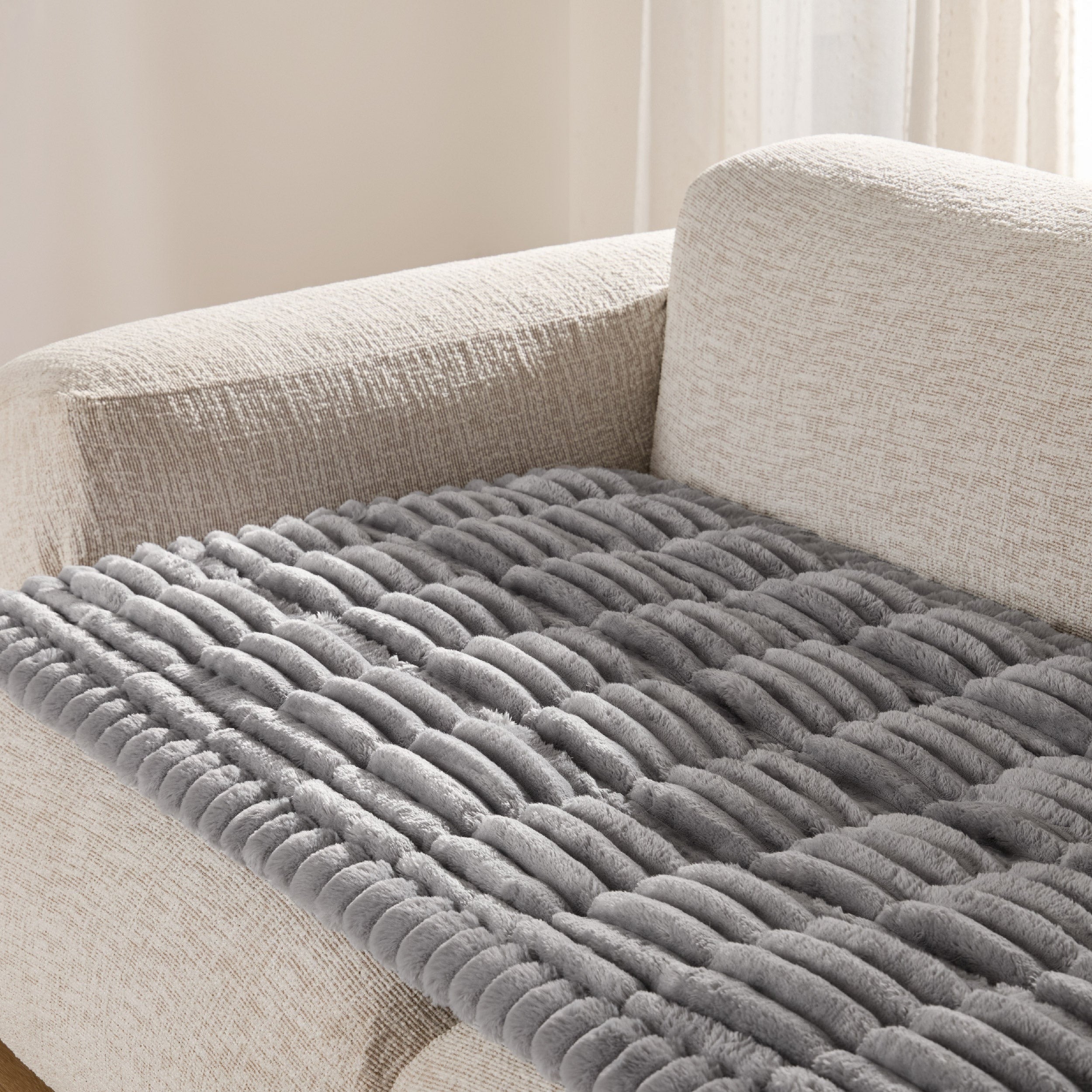 ComfyFleeceTM Pet Sofa Cover