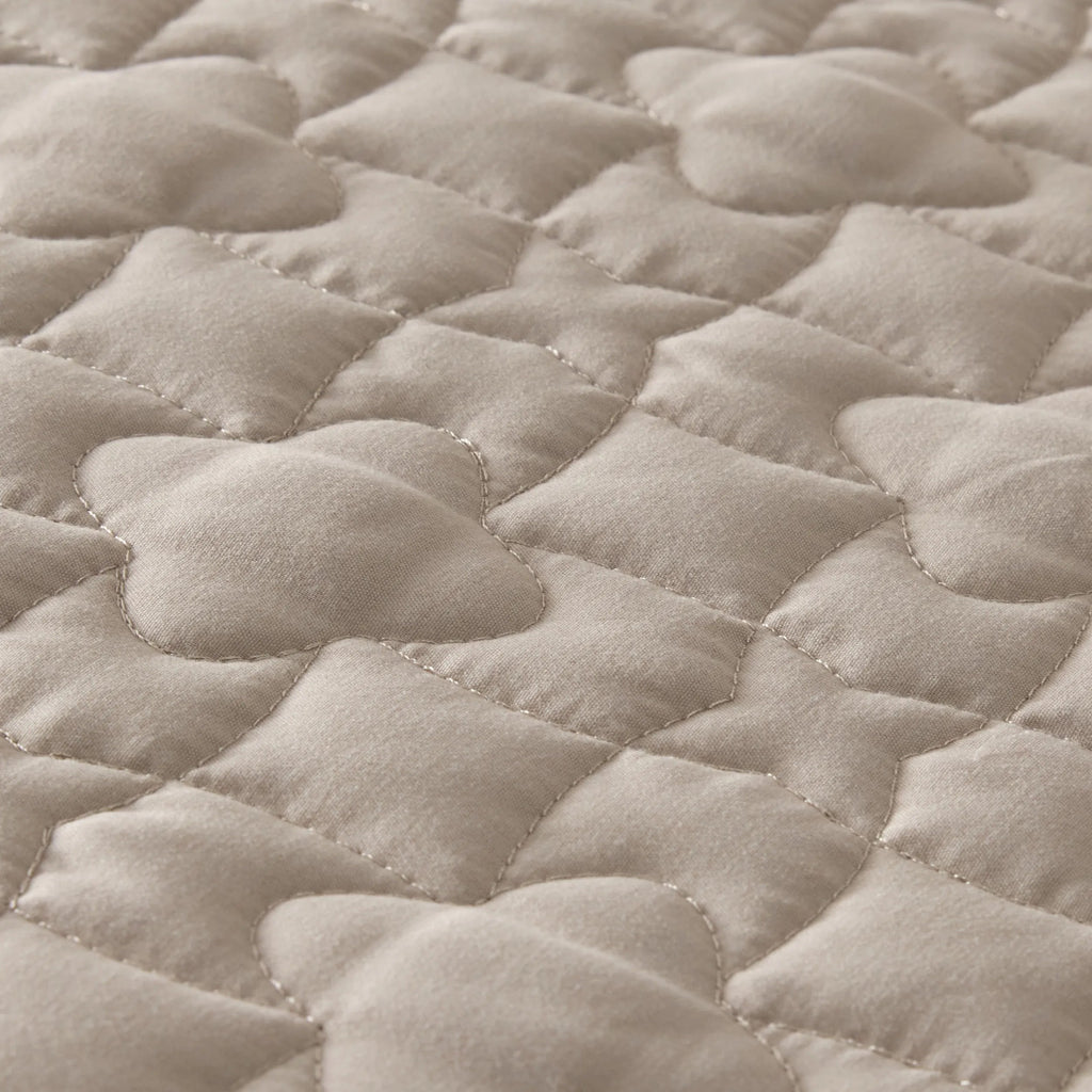 Lucky Star Quilt Set