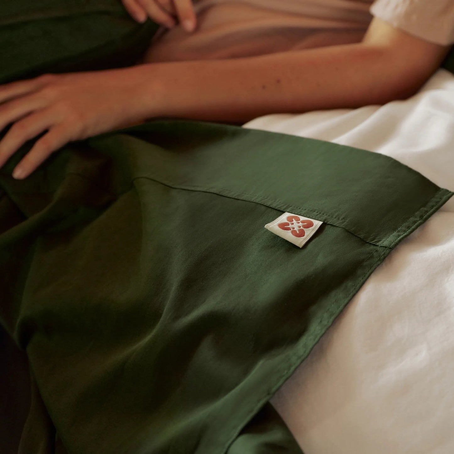 PureWovenTM Organic Cotton Sheet Set
