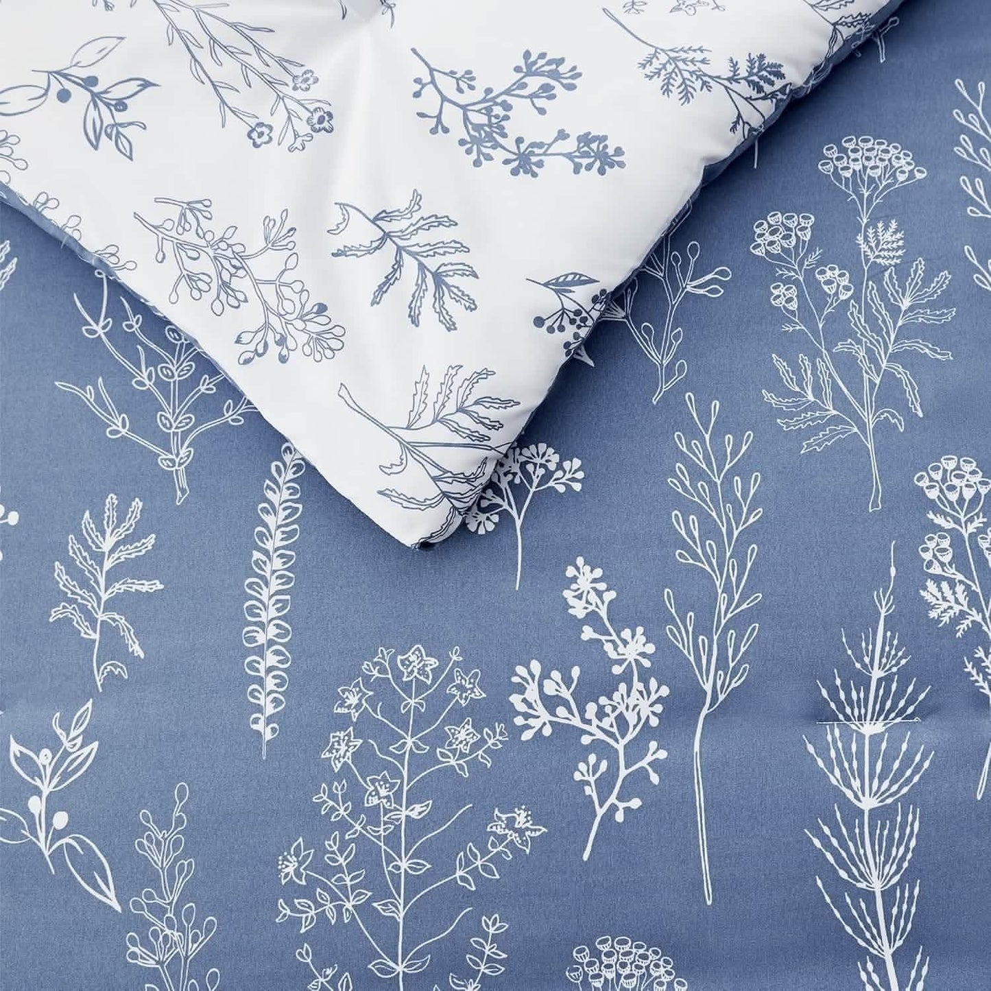 Reversible Floral Print Comforter Set