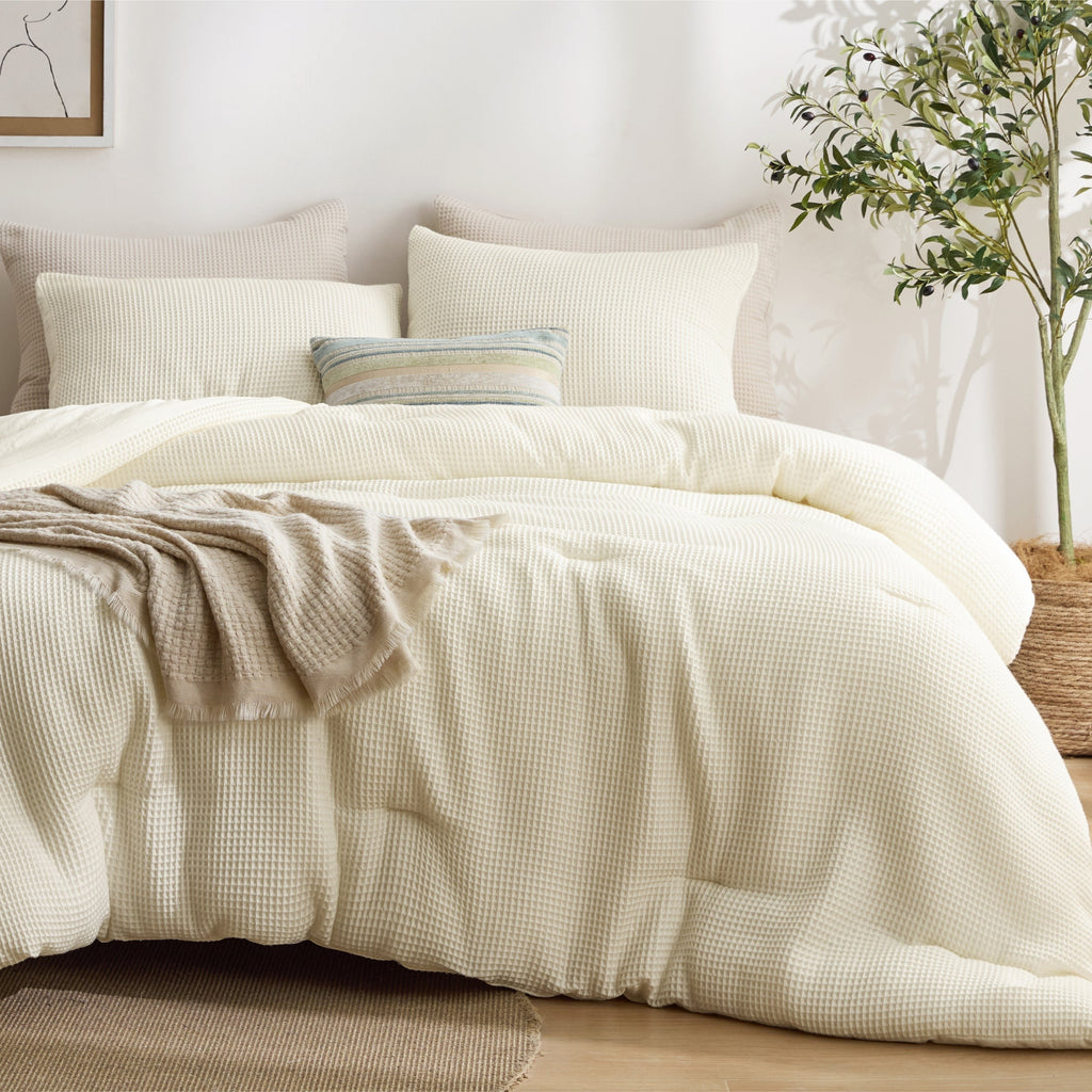 Classic Waffle Comforter Set