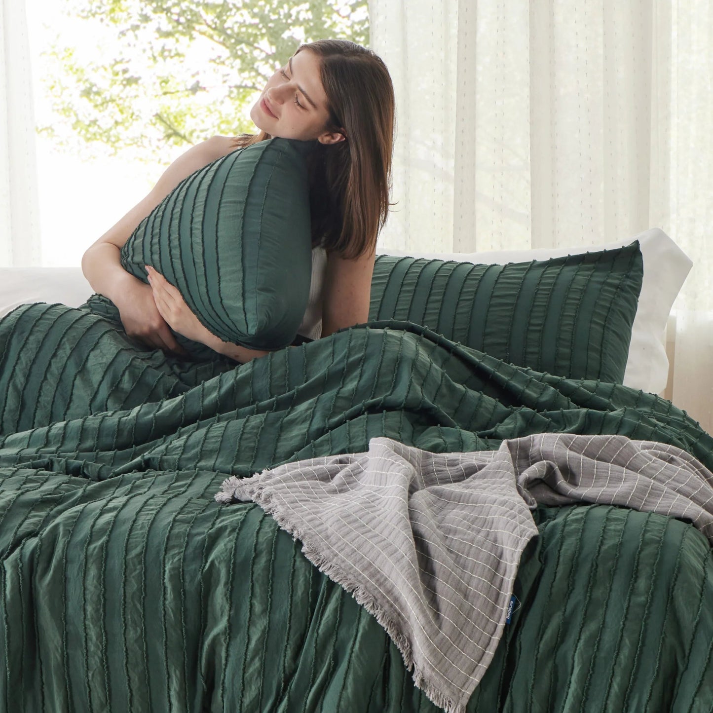 Striped Tufted Embroidery Duvet Cover Set