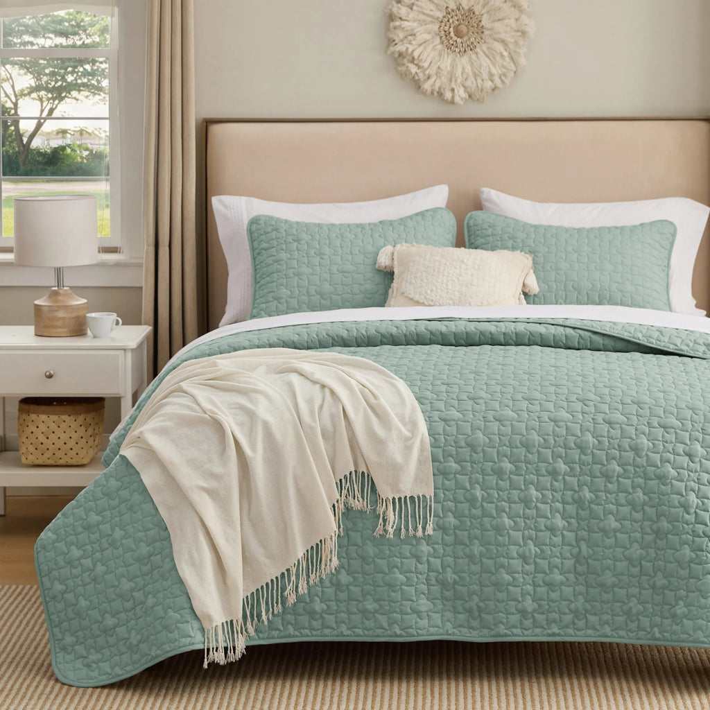 Lucky Star Quilt Set