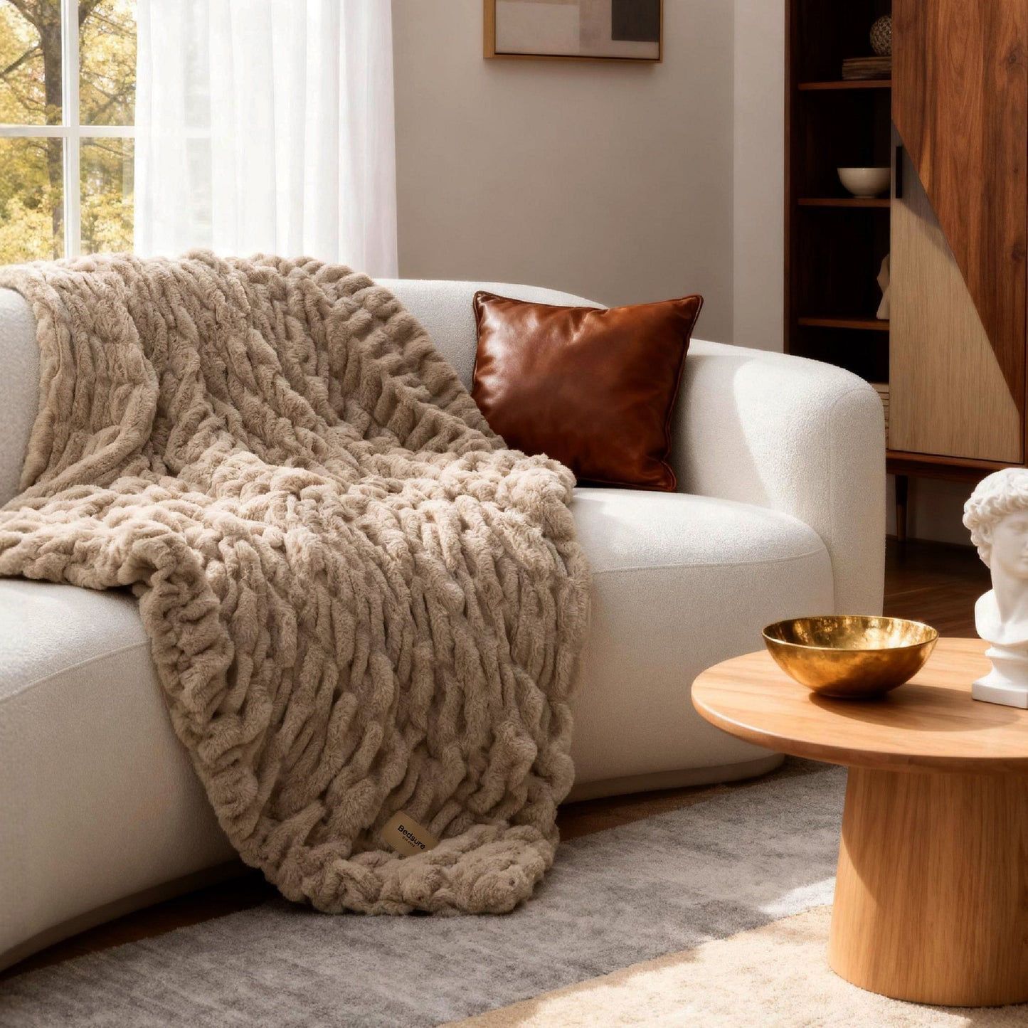 Double-sided Faux Fur Ruched Blanket