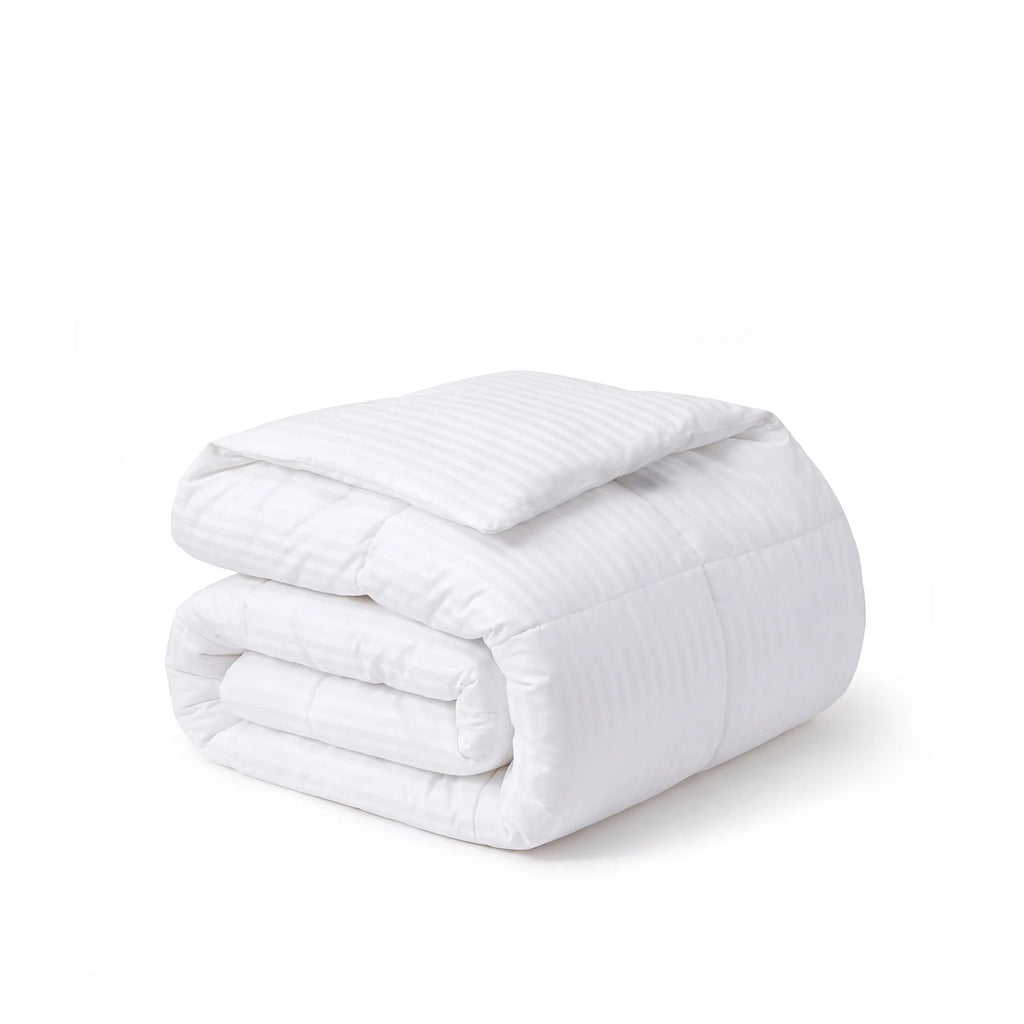 Weightless Comfy Striped Quilt