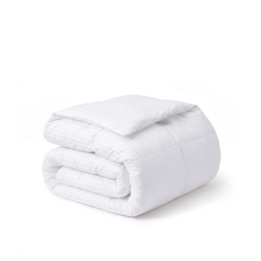 Weightless Comfy Striped Quilt