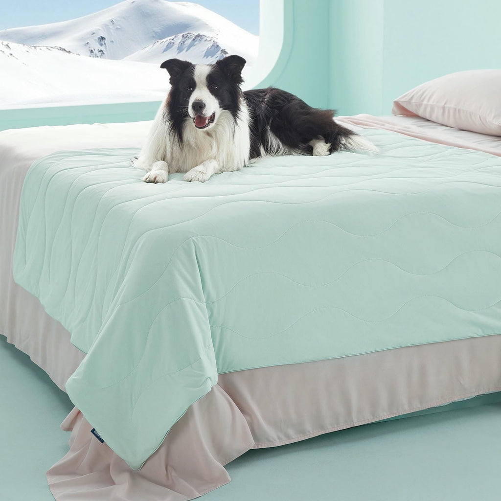Textured Pet Cooling Blanket