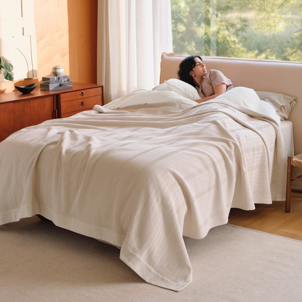 PureWovenTM Organic Cotton Waffle Herringbone Blanket