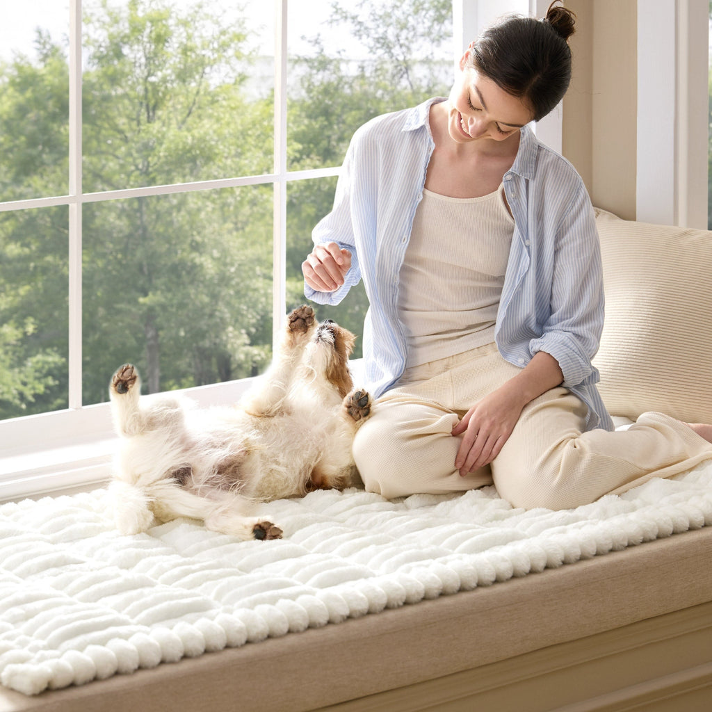 ComfyFleeceTM Pet Sofa Cover