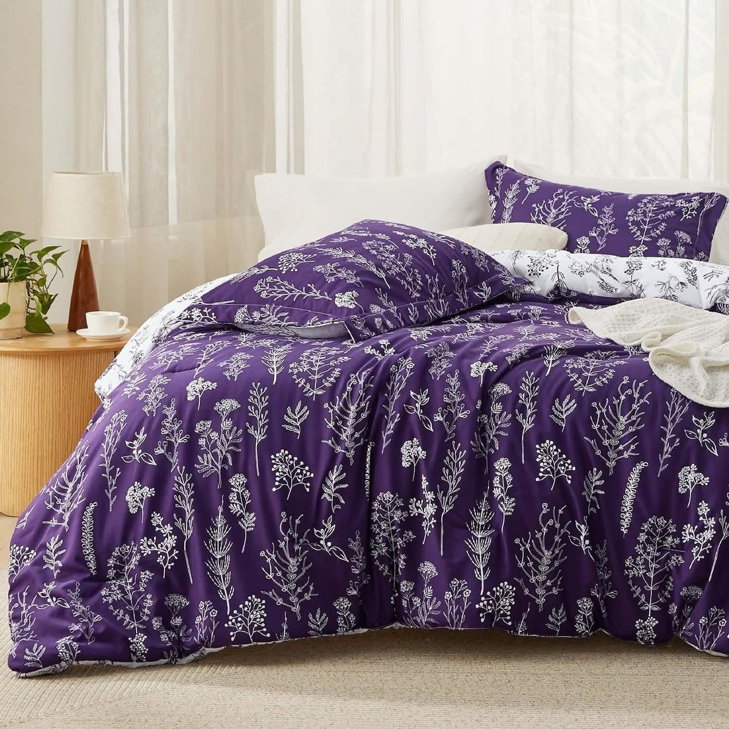 Reversible Floral Print Comforter Set
