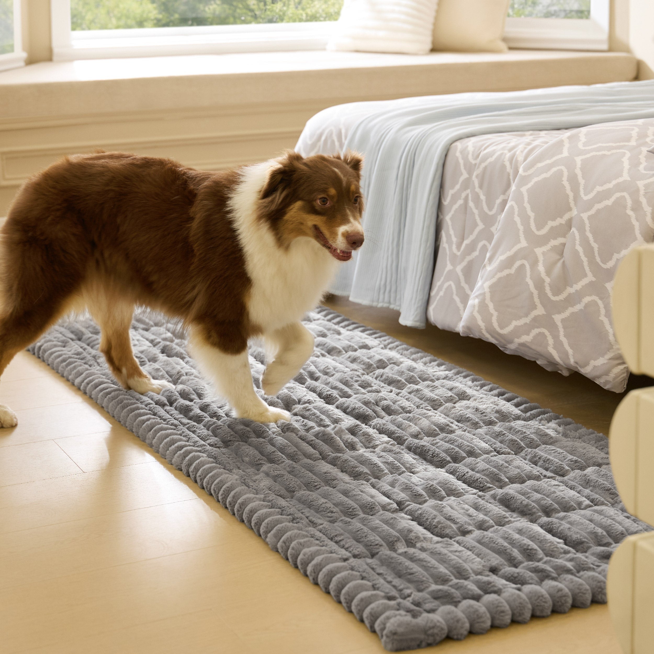 ComfyFleeceTM Pet Sofa Cover