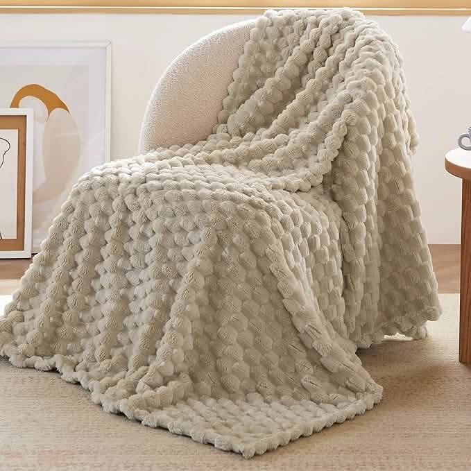 Textured Bubble Flannel Fleece Blanket