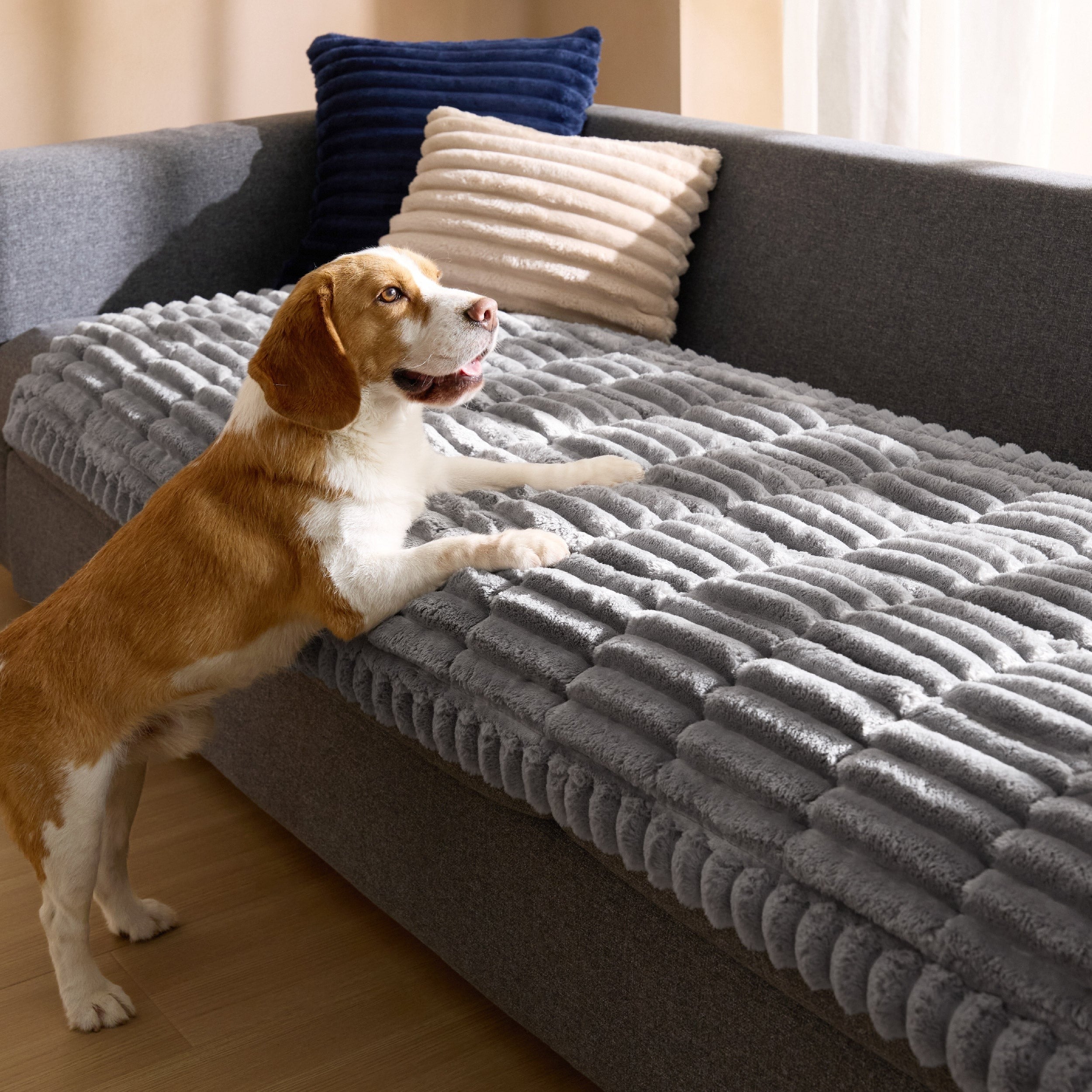 ComfyFleeceTM Pet Sofa Cover