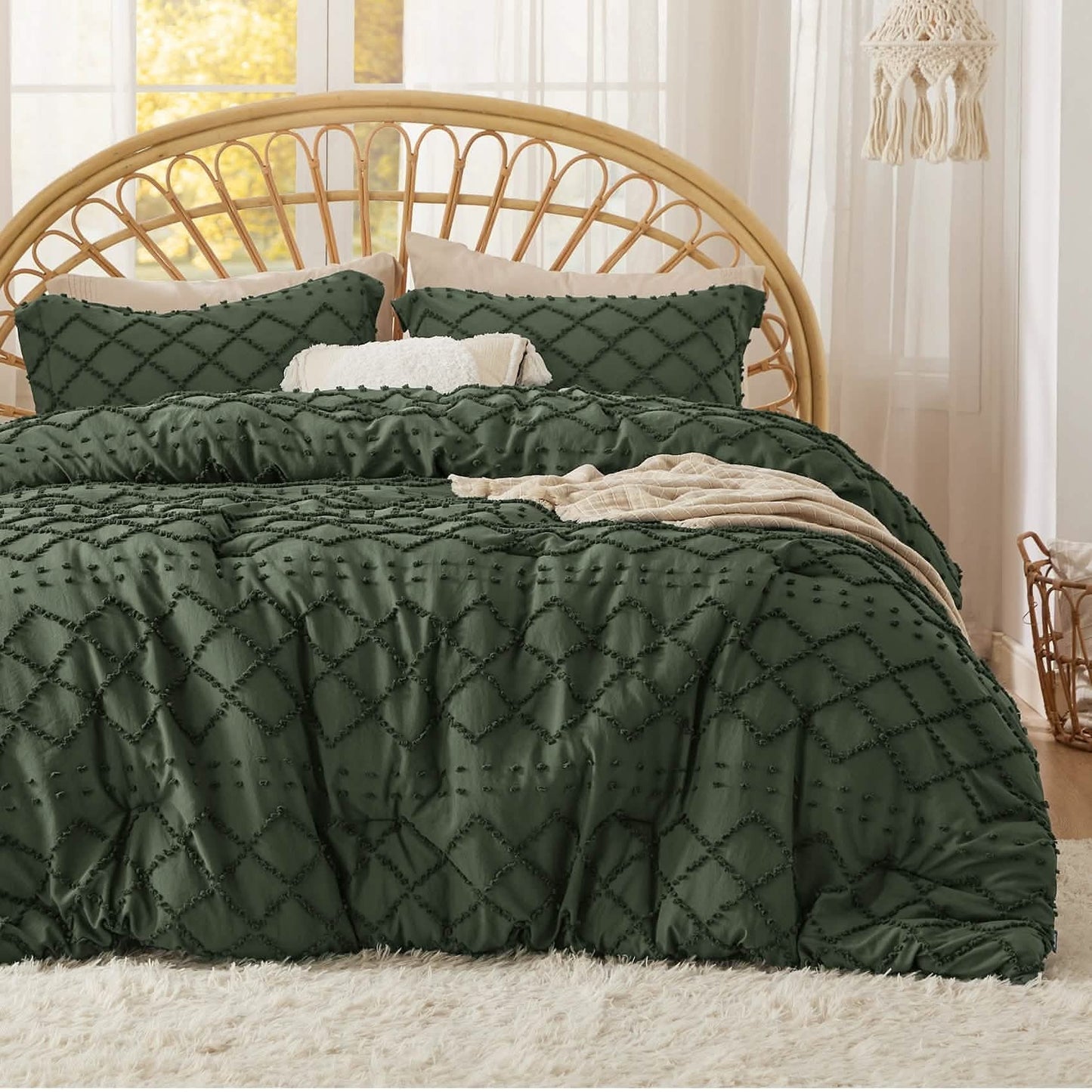 Tufted Embroidery Comforter Set