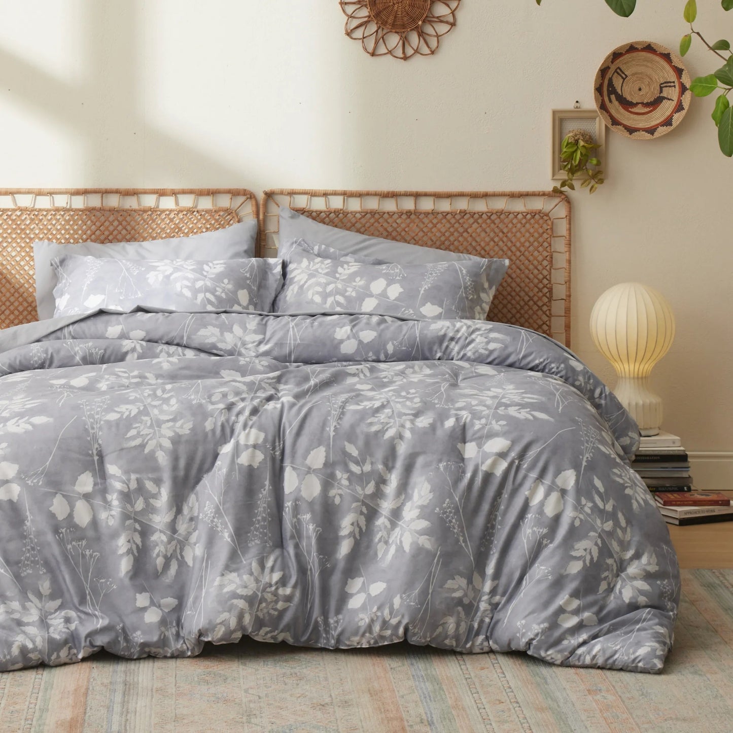Elegant Floral Comforter Sets