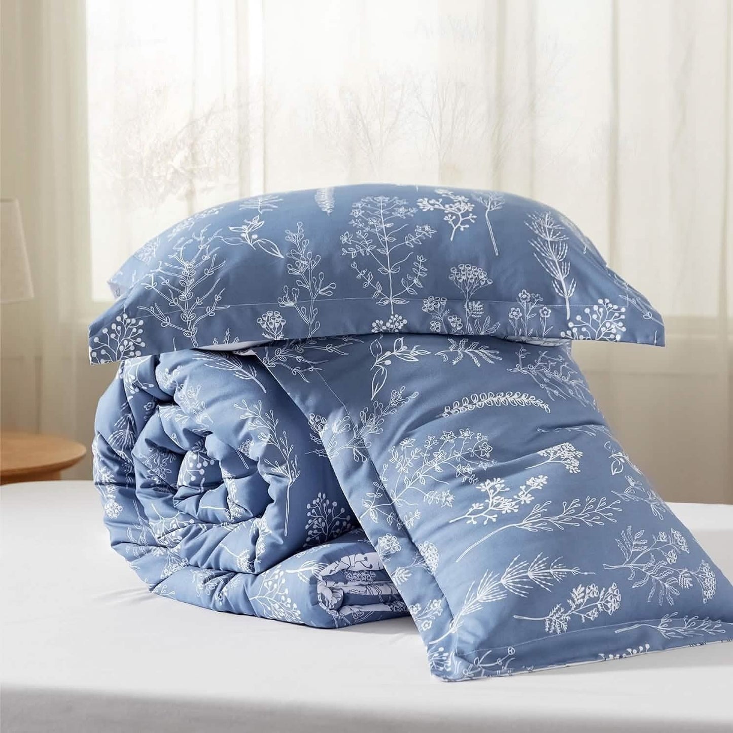 Reversible Floral Print Comforter Set